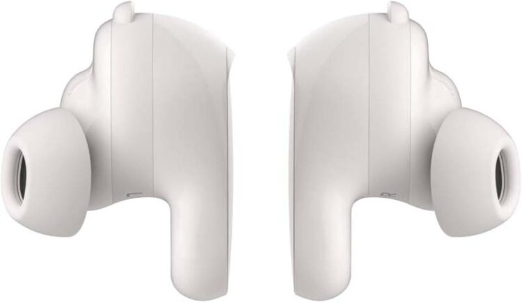 Bose QuietComfort Earbuds II de color blanco