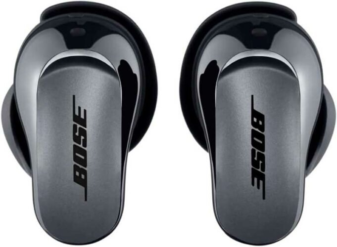 Auriculares Bose QuietComfort Ultra Earbuds de color negro