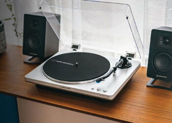 Audio-Technica AT-LP70X el tocadiscos más recomendado para principiantes se renueva