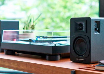 Audio-Technica AT-SP3X la primera incursión de Audio-Technica en el mercado de altavoces activos