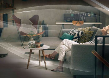 Cómo mejorar el sonido de tu salón como un experto con objetos decorativos y sin gastar una fortuna