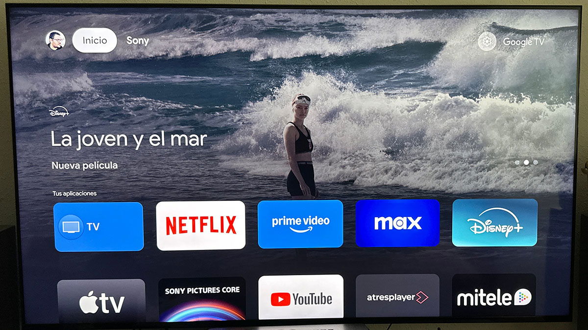 Si quieres una pantalla de inicio más limpia en tu Google TV, tienes que activar esta función