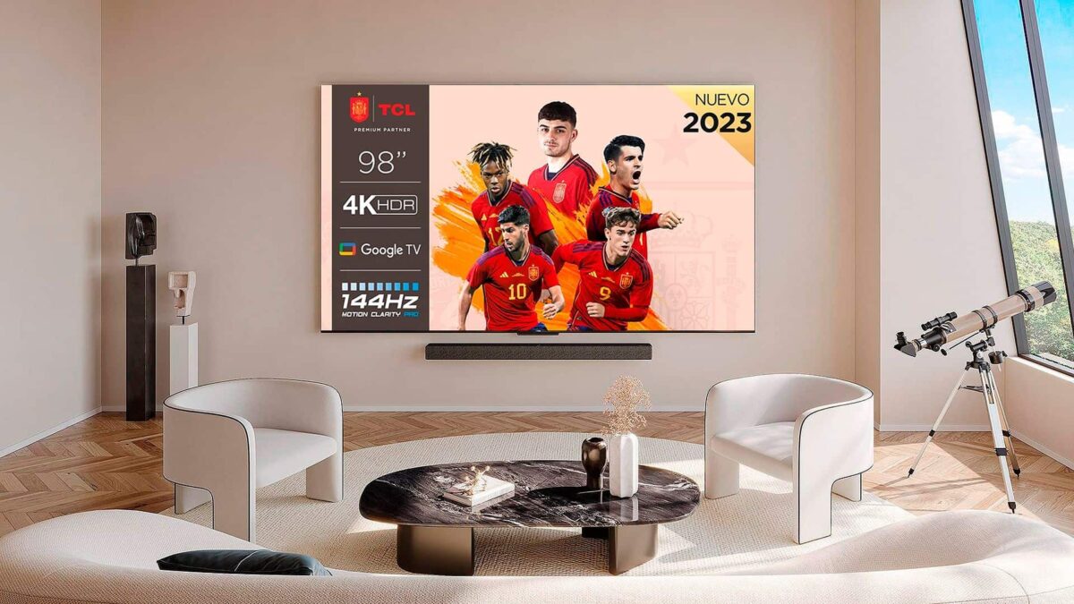 TCL se vuelca con España en la Eurocopa: llévate este televisor LED de 98 pulgadas por 1699 euros