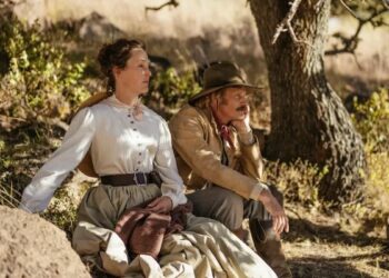 Viggo Mortensen vuelve a la cartelera por partida doble