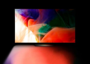 Los televisores OLED de 2025 no contarán con tecnología PhOLED, se confirma el retraso hasta 2026