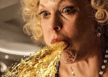 Ya en streaming la comedia negra satírica que enamoró a Cannes