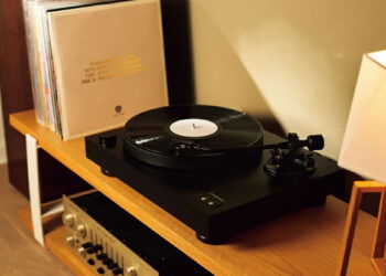 La nueva joya de Audio-Technica: descubre el tocadiscos AT-LP8X con tracción directa