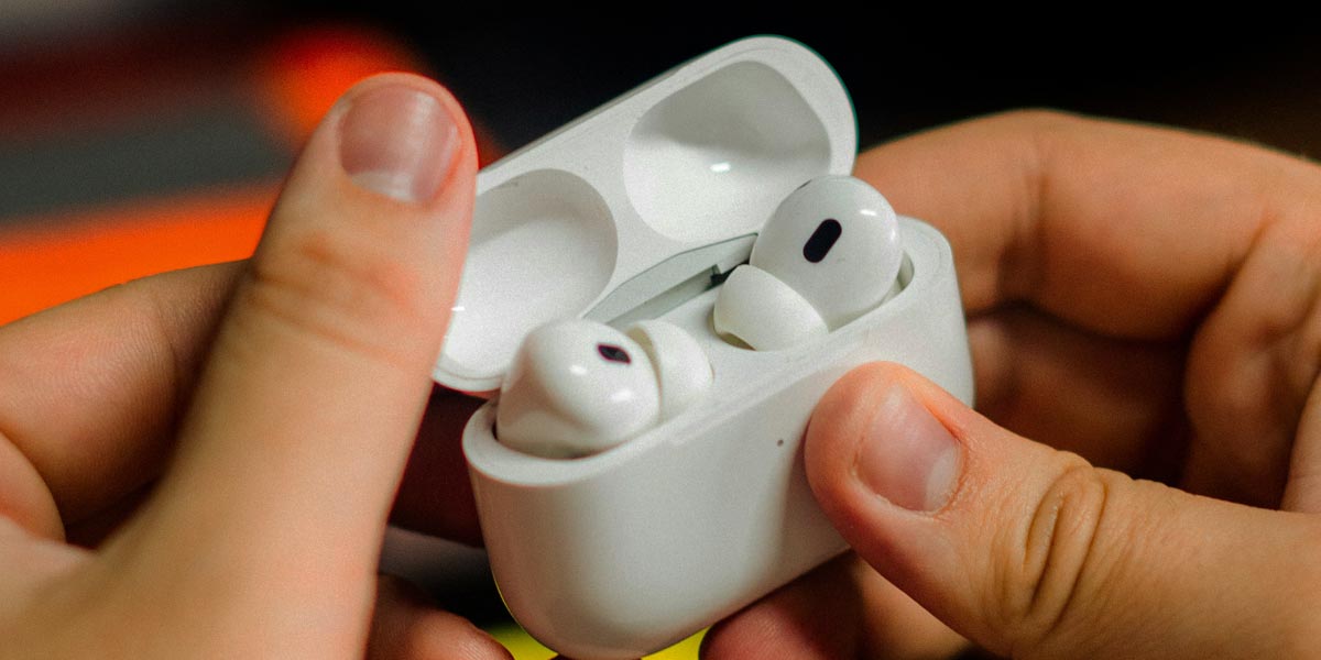 Apple actualiza los AirPods Pro 2 para añadir los gestos de cabeza de iOS 18