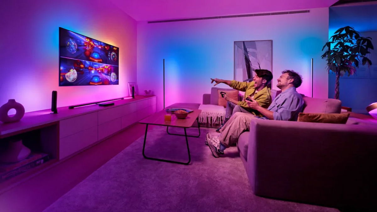 Philips lanza una nueva generación de la Hue Play Sync Box con HDMI 2.1 y nuevos efectos de iluminación