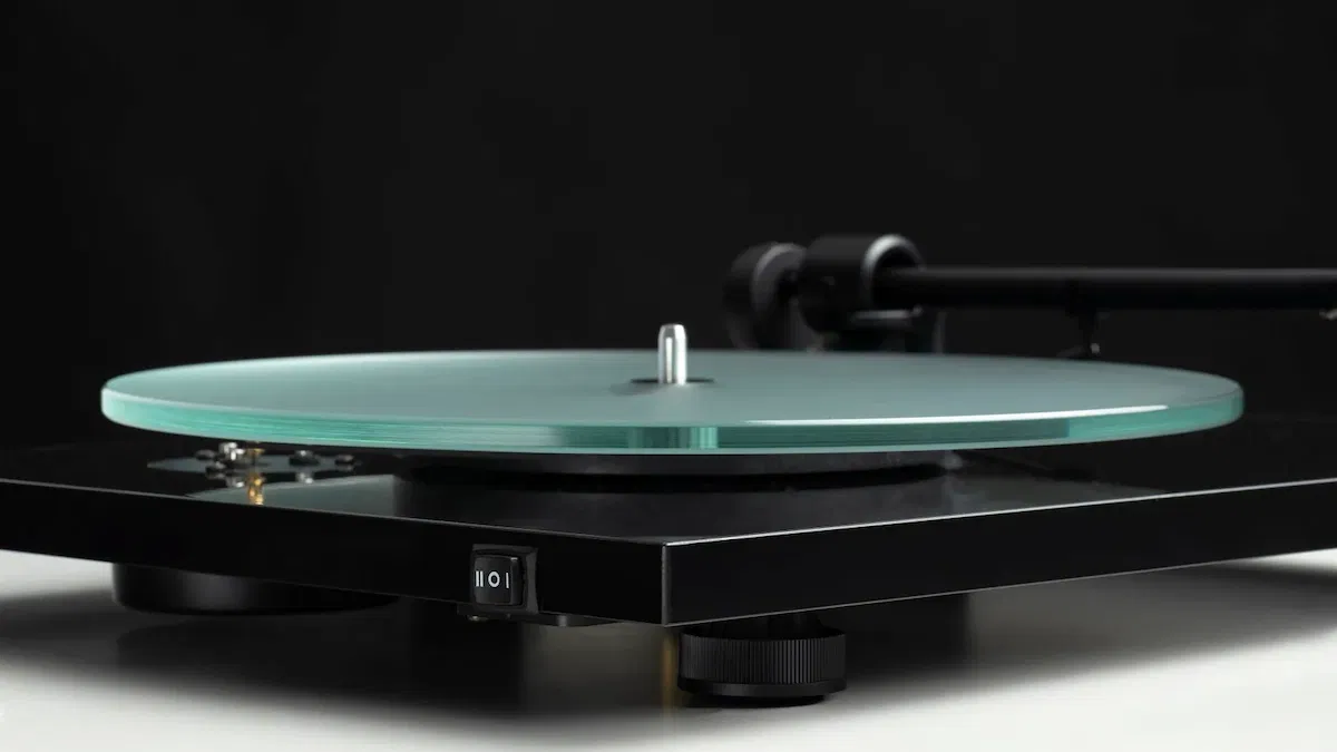 Pro-Ject T1 EVO: el tocadiscos perfecto para los amantes del vinilo por menos de 400 euros