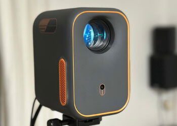 Formovie Xming Episode One, análisis: noches de cine en cualquier habitación a un precio espectacular