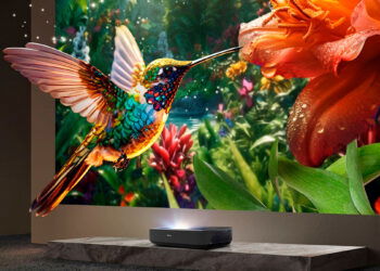 Hisense PL2, un proyector láser de tiro ultracorto con resolución 4K y Dolby Vision