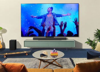 Con esta oferta de la LG OLED C4 de 77 pulgadas podrás montarte un cine en casa por menos de lo que piensas