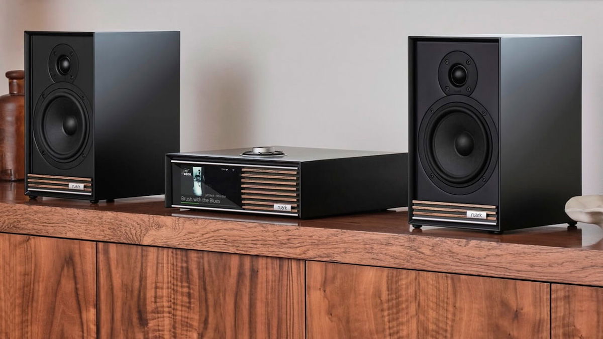 Ruark R610 y Sabre-R, un sistema estéreo de sobremesa ideal para los amantes del pasado