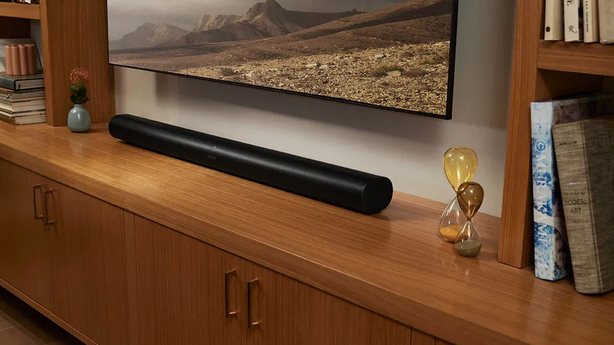 La barra de sonido Sonos Arc Ultra podría llegar con sonido envolvente 9.1.4 y tecnología Sound Motion