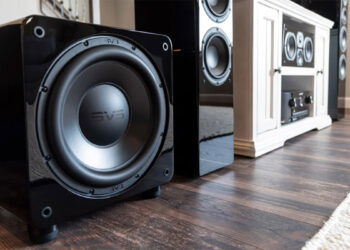 Qué es la «ganancia de sala» del subwoofer y cómo podemos usarla en nuestro beneficio