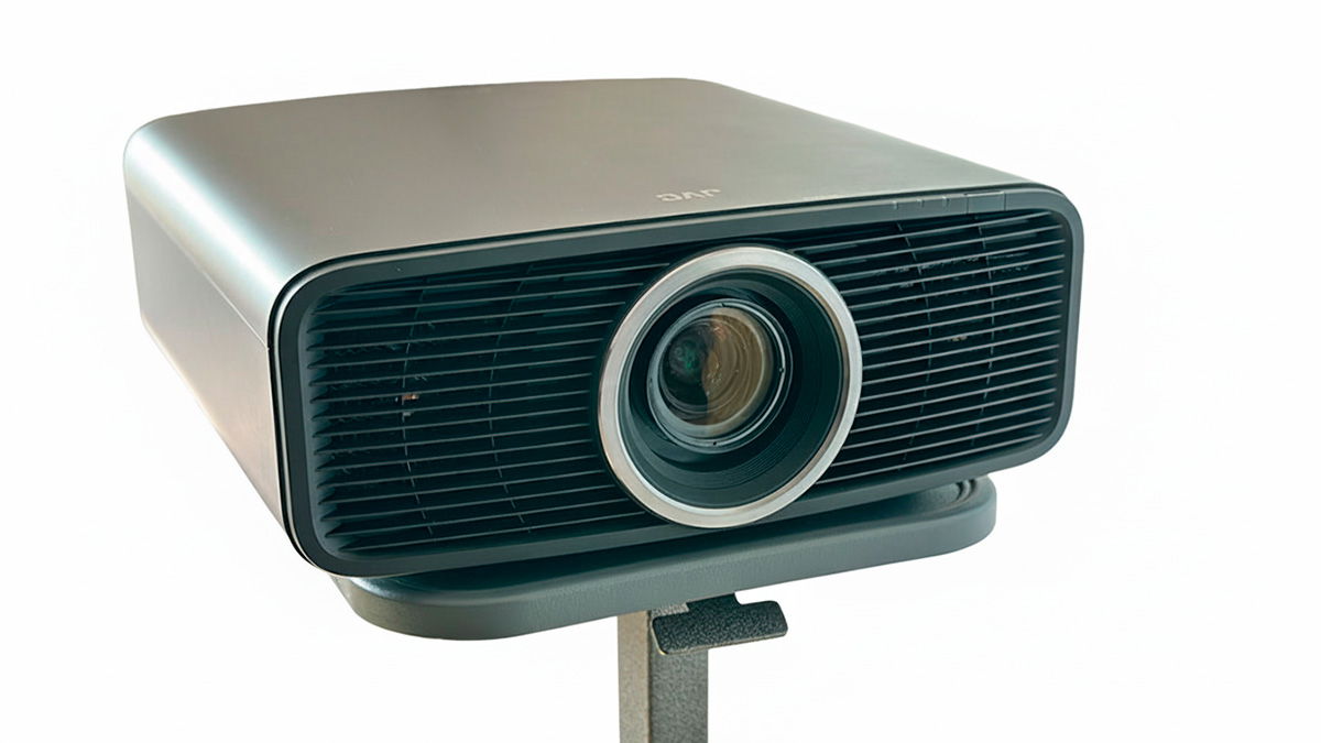 JVC DLA-NZ700, análisis: la nueva generación de proyectores D-ILA es más compacta, pero igual de espectacular