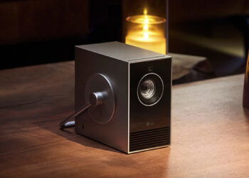 LG CineBeam Q, un proyector portátil que apuesta por la calidad de imagen y el diseño