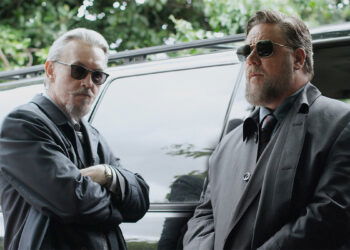 Sombras del pasado: la película de 2024 con Russell Crowe y Karen Gillan que ya puedes ver gratis