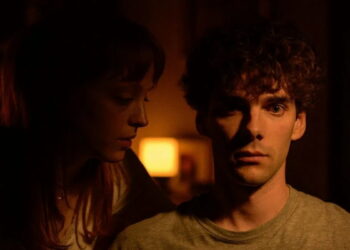 Esta miniserie española cargada de misterio está arrasando en Netflix