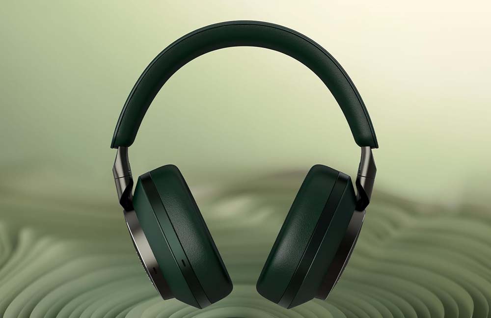 Bowers & Wilkins PX8
