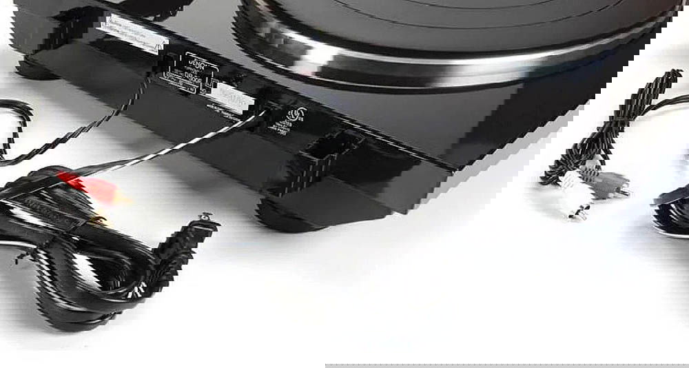 Trasera del Denon DP-300F