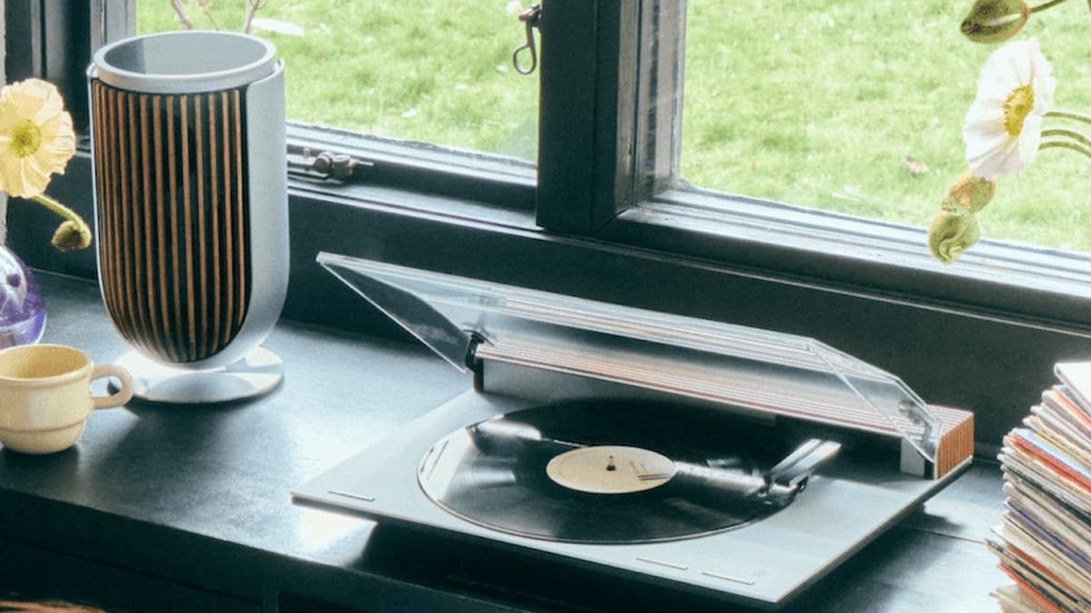 El sistema de música reinventado de Bang & Olufsen une el vinilo clásico con el streaming moderno.