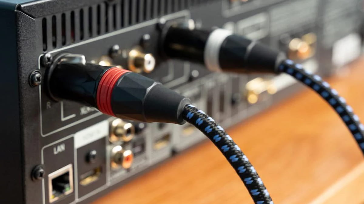 Cables balanceados XLR: qué son y por qué podrías necesitarlos
