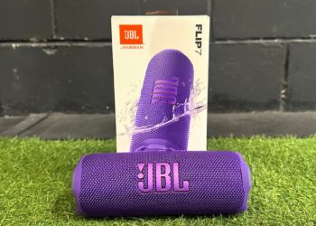 JBL Flip 7, review: más batería, más graves y más razones para llevártelo a todas partes