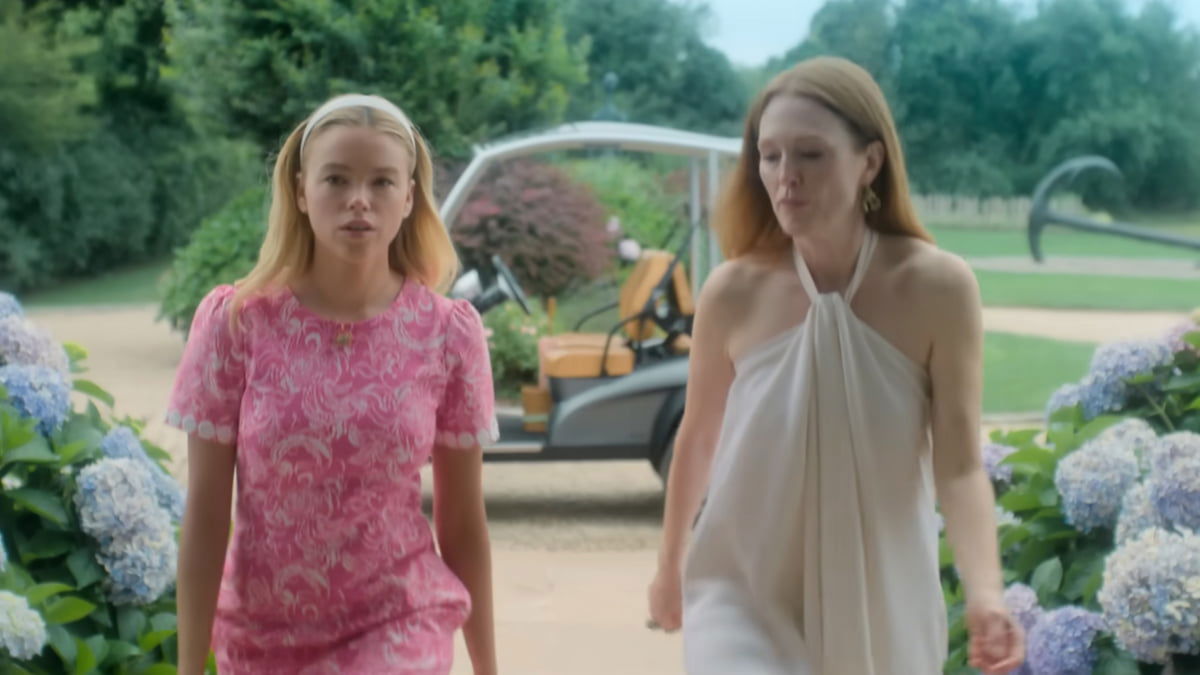 Julianne Moore, Meghann Fahy y Milly Alcock forman un trío en disputa en el nuevo estreno de Netflix