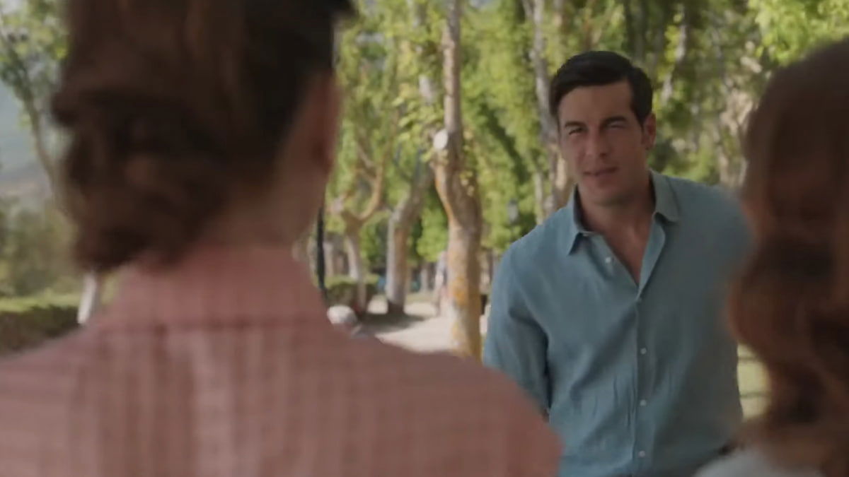 Mario Casas y Michelle Jenner protagonizan esta bonita historia de amor que ya puedes ver en streaming