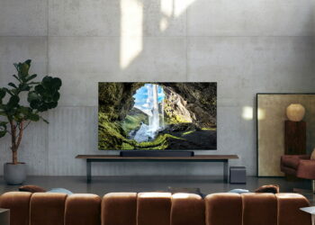 Este pedazo de televisor Samsung QLED recién salido cae de precio en PcComponentes y es una locura