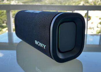 Sony ULT FIELD 5, review: sonido potente e iluminación LED para llevar la fiesta con nosotros