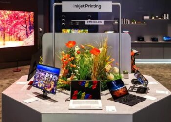 TCL sorprende con sus pantallas OLED por inyección de tinta en el SID 2025