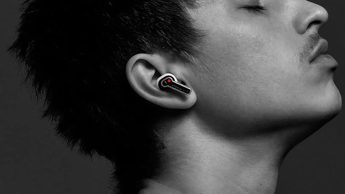 Los Nothing Ear con ChatGPT están de oferta: llévatelos por menos de 100 euros