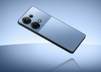 POCO M6 Pro de color azul