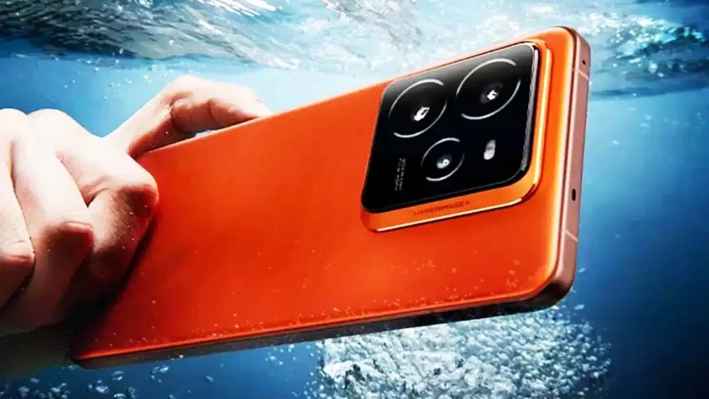 realme GT 7T bajo el agua