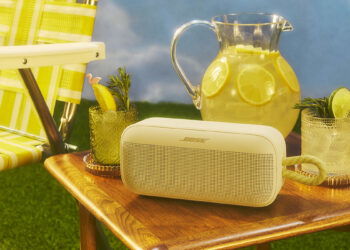 Bose SoundLink Plus, un altavoz compacto que busca ofrecer sonido potente sin perder portabilidad