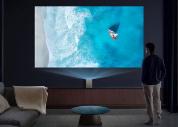 LG CineBeam S, el nuevo proyector UST súper compacto que ofrece hasta 100 pulgadas en el mínimo espacio