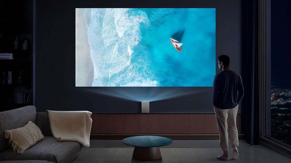 LG CineBeam S, el nuevo proyector UST súper compacto que ofrece hasta 100 pulgadas en el mínimo espacio
