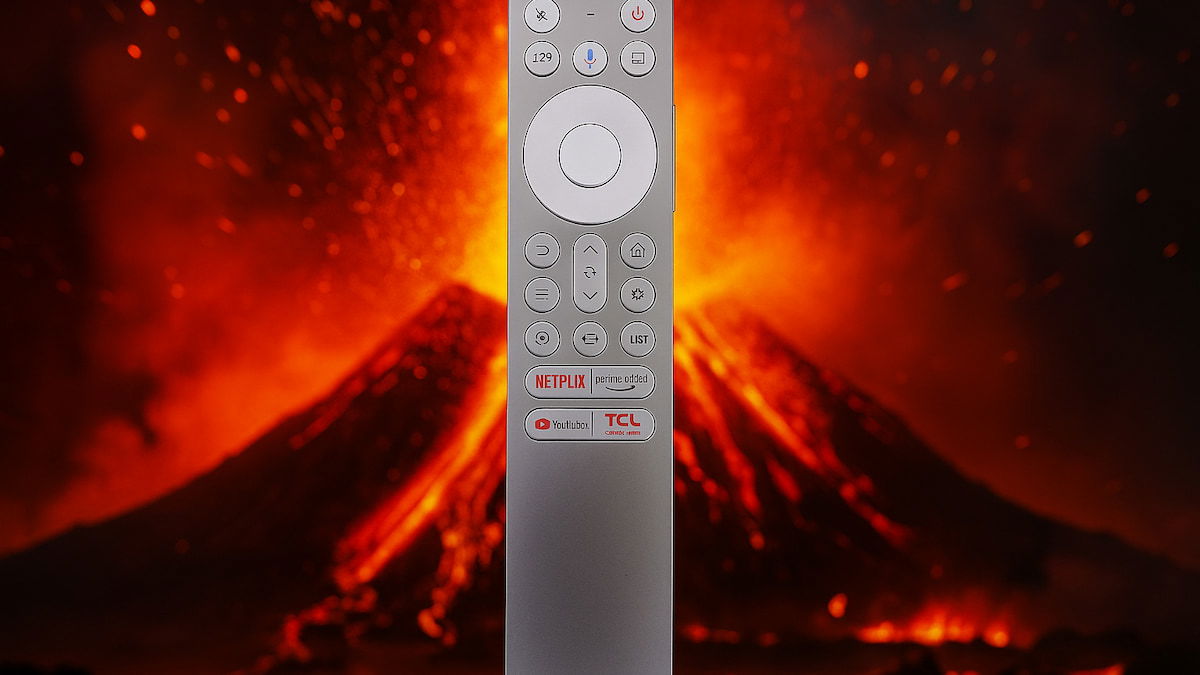Este mando para televisores TCL tiene todo lo que necesitas: voz, construcción sólida y compatibilidad total