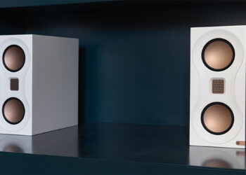 Los Monitor Audio Studio 89 llegan ahora en un acabado blanco brillo para ser todavía más irresistibles