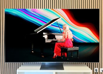 TCL C8K: primeras impresiones del televisor Mini LED más brillante del fabricante en 2025 …¿o no?