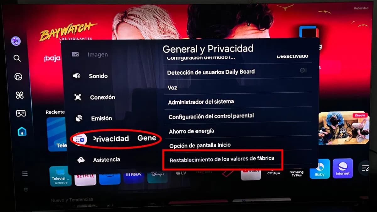 Así puedes hacer que tu televisor viejo se vea (y funcione) como nuevo con unos trucos muy simples