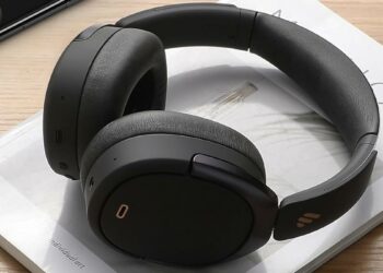 Edifier WH950NB de color negro