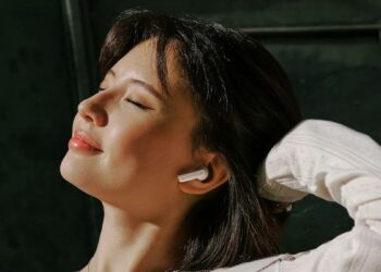 Uso de los auriculares Sennheiser ACCENTUM Open