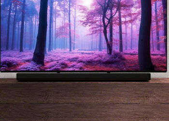 Sony Bravia Theatre Bar 9 en una mesa