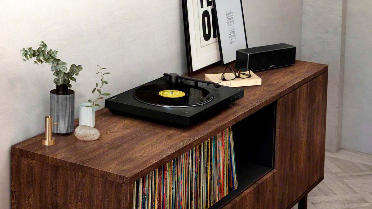 Disfruta de tus vinilos al mejor precio: el tocadiscos Sony PS-LX310BT por solo 239 euros