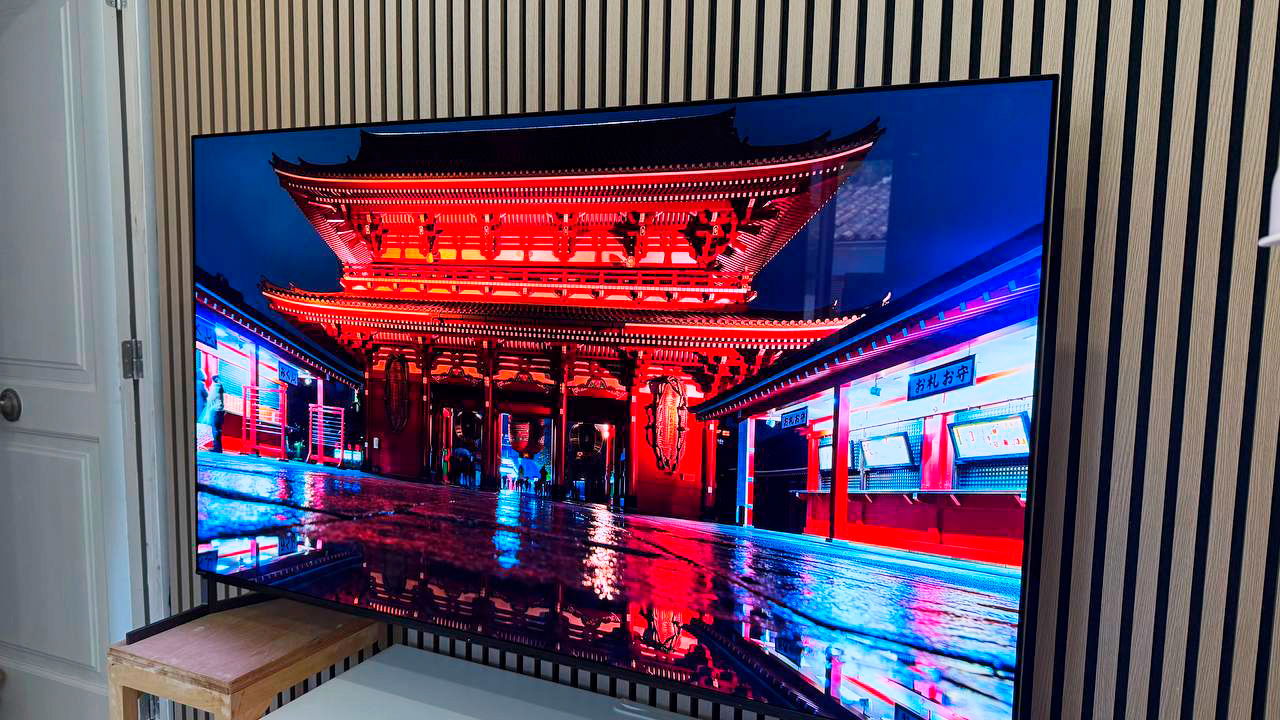 Sony Bravia 8 II: primeras impresiones del televisor QD-OLED que es prácticamente una obra maestra