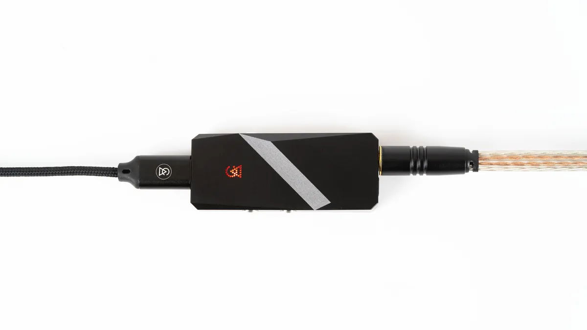 Campfire Audio lanza un DAC portátil que cabe en tu bolsillo y suena como un grande
